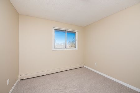 Sherwood Arms - Photo 5