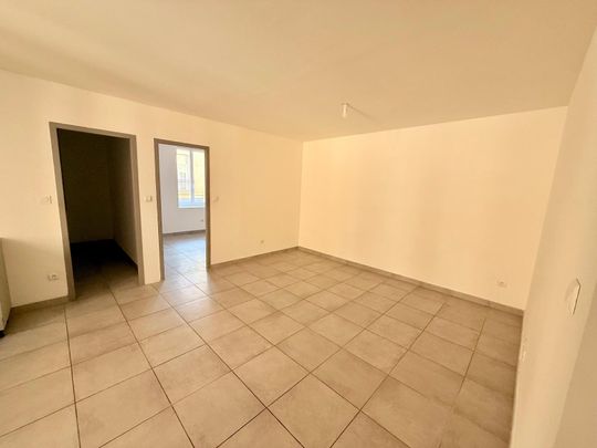 Location Appartement 3 pièces 55m² BEDARIEUX 34600 - Photo 1