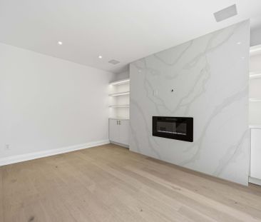 For Lease - 251 Osmond Crescent, Newmarket, Ontario - Photo 6