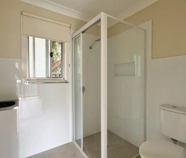 Two bedroom granny close to the train station - Photo 4