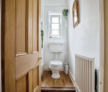 Studio Flat, Church Terrace - First Floor Rear, SE13 - Photo 1