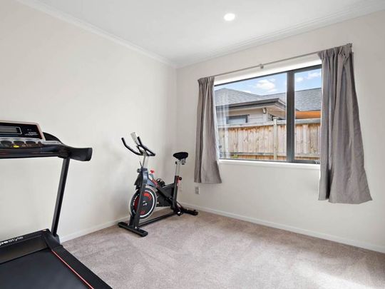 Pukekohe, 29 Taepu Road - Photo 1