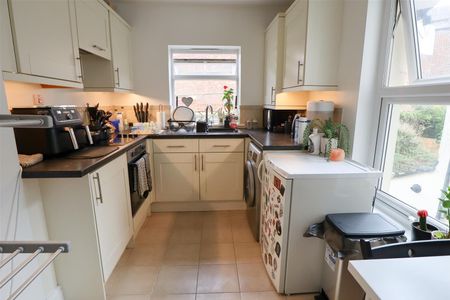 Cambridge Gardens, Hastings - Photo 5