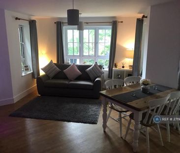 2 bedroom flat to rent - Photo 2