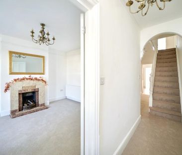 3 bedroom detached house to rent - Photo 2