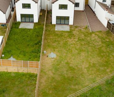 3 bedroom terraced house to rent - Photo 1