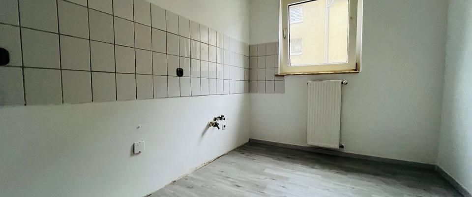 3- Raum Wohnung im Erdgeschoss mit sep. Küche - Foto 1