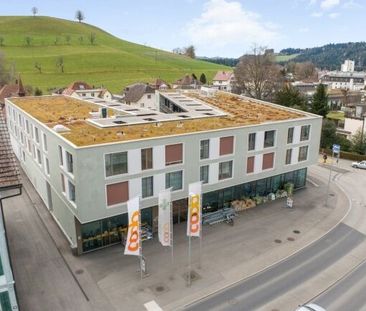 Modern apartment in a prime location near the train station - Photo 4