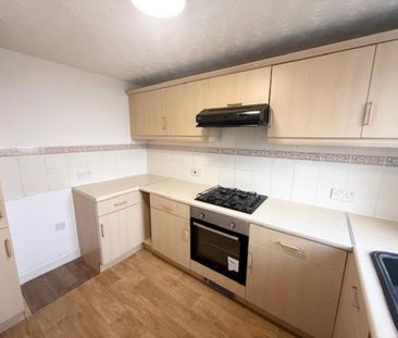 2 bedroom end of terrace house to rent - Photo 6