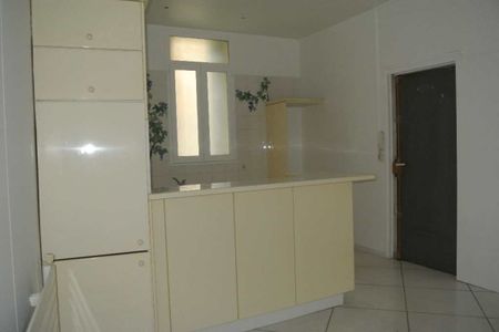 APT T3 BEZIERS + TERRASSE - Photo 3