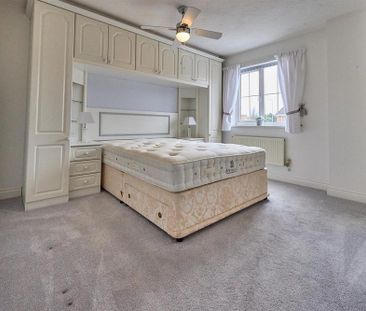 3 bedroom detached house to rent - Photo 5