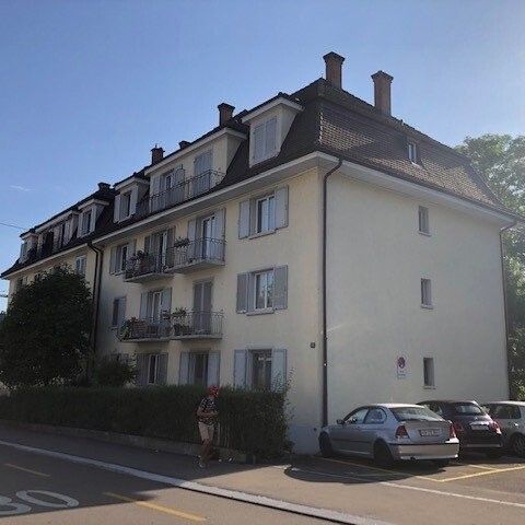 "Tolle Wohnung am Fusse des Uetlibergs" - Photo 1