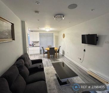 3 bedroom terraced house to rent - Photo 2