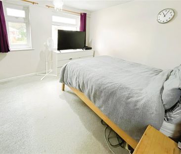 2 bedroom semi-detached house to rent - Photo 3