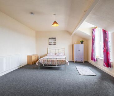 6 bedroom private hall to rent - Photo 4
