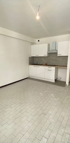 Location Appartement 1 pièce 26m² - Photo 1