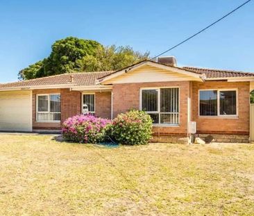 25 Ward Crescent, Kelmscott WA 6111 - House For Rent - $620 | Domain - Photo 6