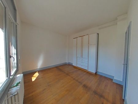 Location Appartement 2 pièces 81m² ROMANS SUR ISERE 26100 - Photo 4