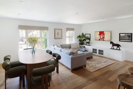 Dunworth Mews - Photo 2