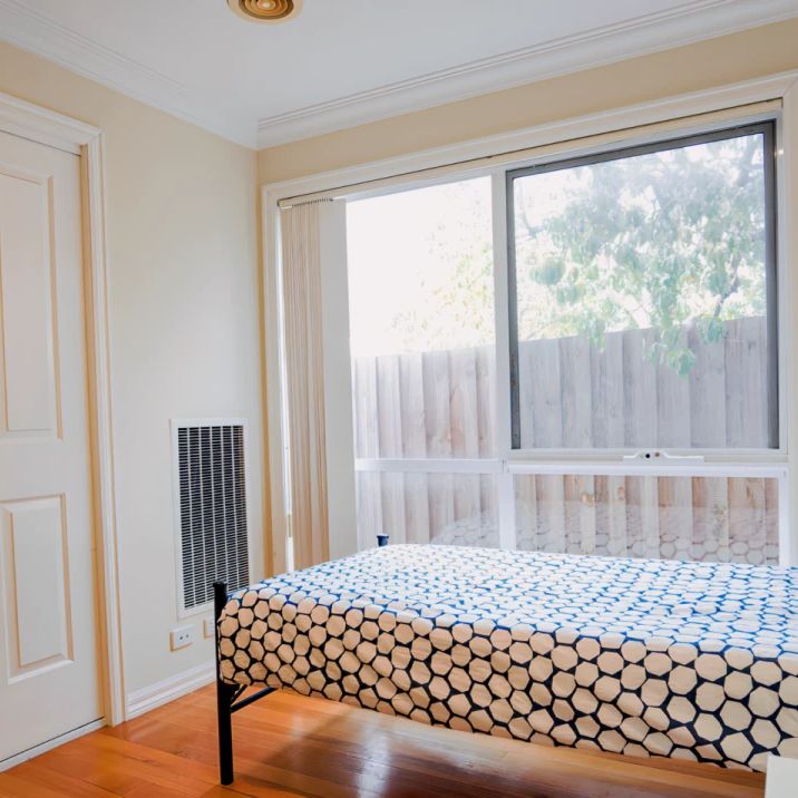 Single Room - Photo 1