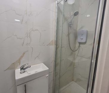 Studio Flat, High Level Drive, SE26 - Photo 1