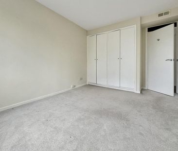 3 bedroom apartment to rent - Photo 4