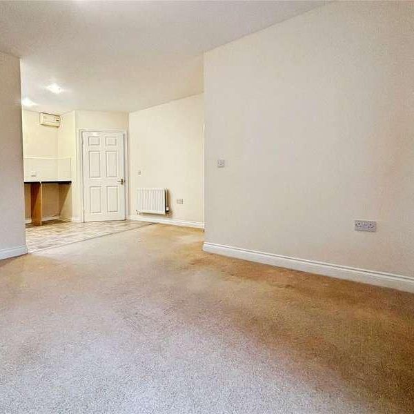 Redhouse Way, Redhouse, Swindon, SN25 - Photo 1