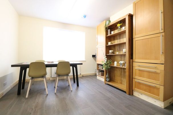 3 Bed Semi-Detached House, Mitchell Way, NW10 - Photo 1