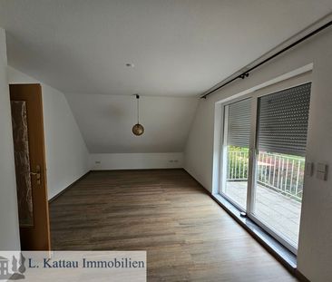 M 15 RÖNNEBECK -gepflegte 3 Zimmerwohnung im Obergeschoss mit einem... - Photo 2
