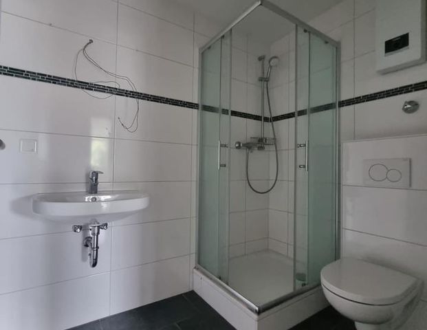 Verfügbar ab März 2026! Moderne, vollständig renovierte 2-Zimmer-Wohnung mit Balkon in ruhiger Wohnlage - Foto 1