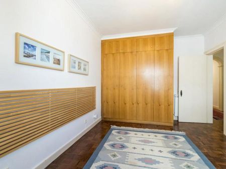 3 room luxury Apartment for rent in Cascais e Estoril, Portugal - Photo 4