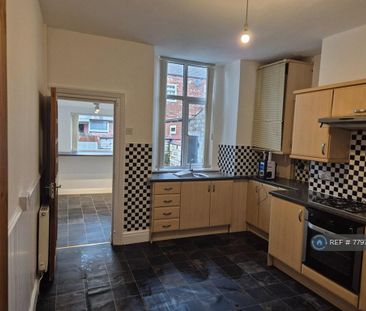 2 bedroom terraced house to rent - Photo 6