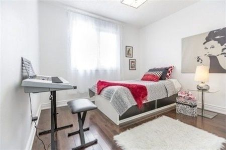 For Lease - 326 Taylor Mills Drive Unit# Upper, Richmond Hill, Ontario - Photo 5