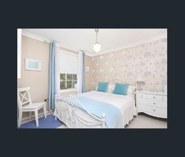 Gorgeous Hazelbrook Home waiting for its new Family - Photo 5