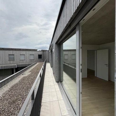 Appartement mansardé moderne de caractère dans le quartier urbain 6 - Foto 1