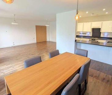 Woking, Surrey, GU22 - Photo 5