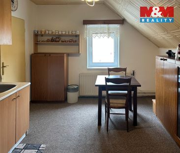 Pronájem bytu 1+1 28 m² - Fotografie 3