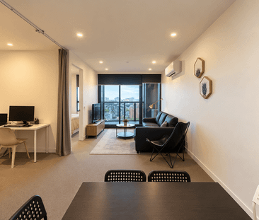 Fully Furnished 2bed 1 bath apartment available in Oct! - Photo 5