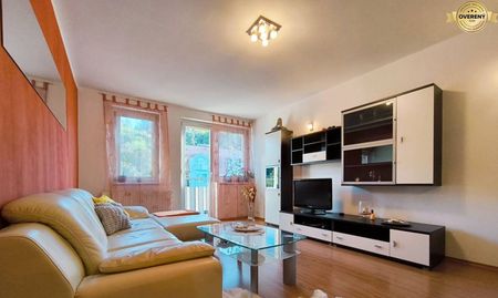 RentHub | priestranný | 2i byt s balkónom | parkovaním | Koprivnická - Photo 3