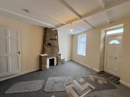 2 bedroom terraced house to rent - Photo 3
