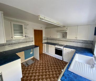 3 bedroom bungalow to rent - Photo 4