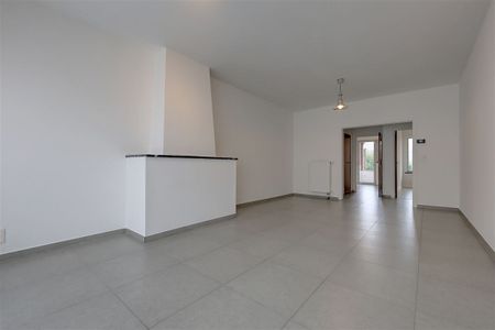 Appartement te huur in Burcht - Photo 2