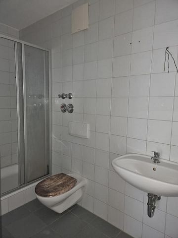 Großzügige Zweiraumwohnung mit Einbauküche! - Photo 3