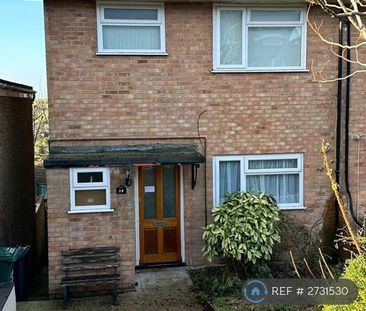 3 bedroom semi-detached house to rent - Photo 3