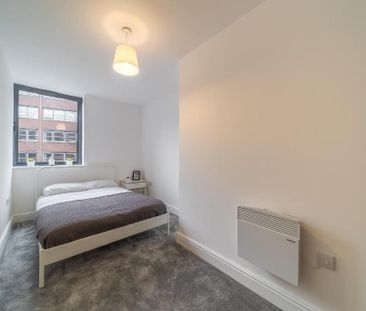 1 bedroom flat to rent - Photo 2
