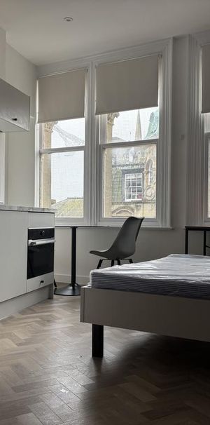 1 bedroom flat to rent - Photo 1