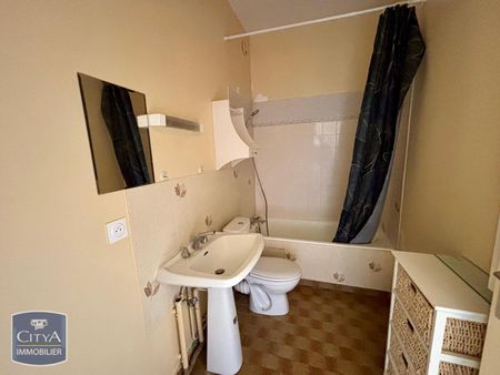 Location Appartement 1 pièce 23m² CHATEAUROUX 36000 - Photo 4