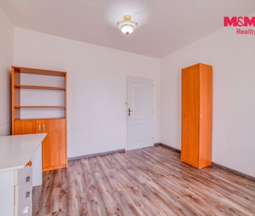 Pronájem bytu 4+1 76 m², Husitská 365, Františkovy Lázně - Photo 2