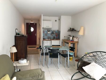 Location Appartement 1 pièce Meublé 28m² MONT DE MARSAN 40000 - Photo 3