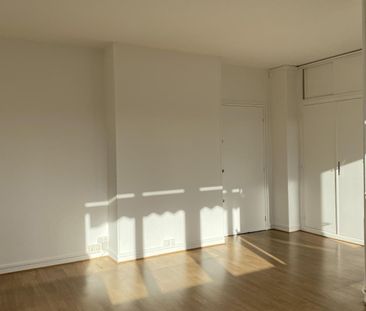 Location Appartement 2 pièces 42m² FONTAINEBLEAU 77300 - Photo 1